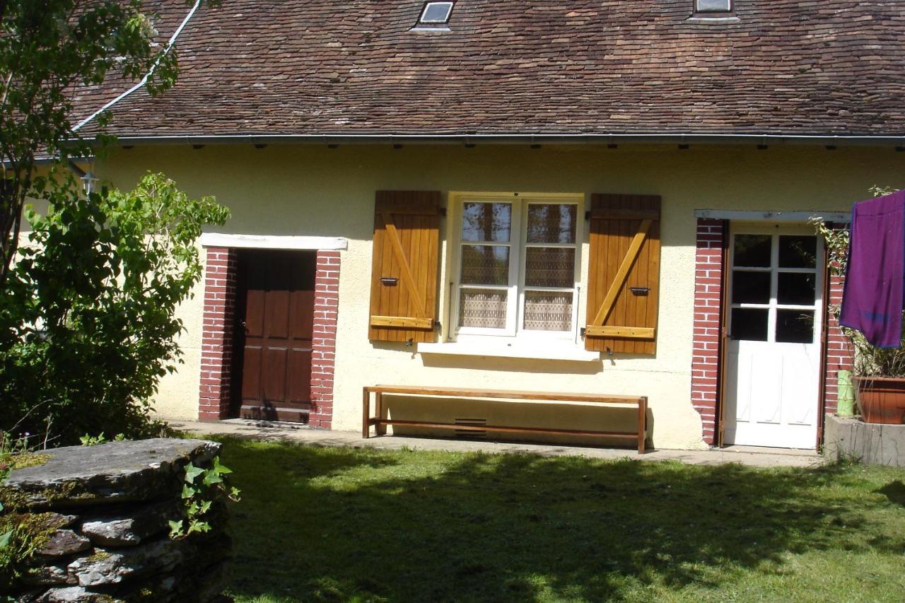 Gite Des Croix Bancaud Jumilhac-le-Grand Bagian luar foto